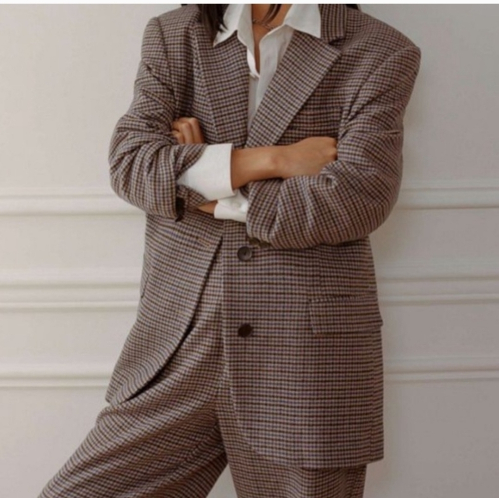 Everlane Brown Checkered Blazer